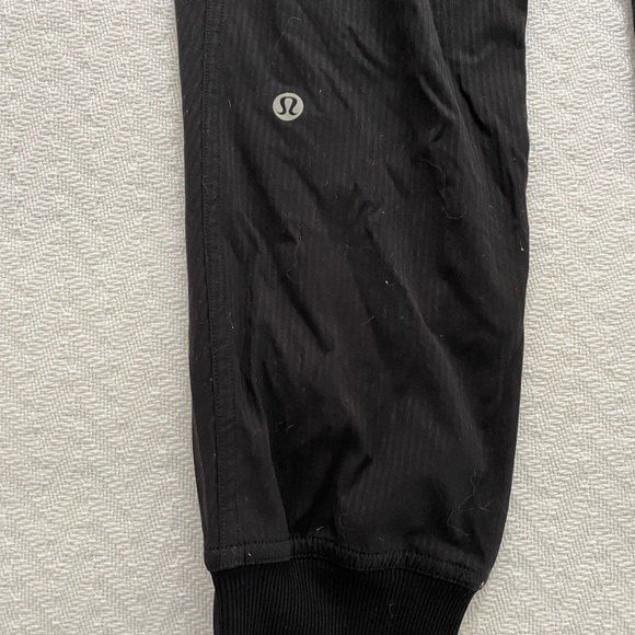 Dance studio LULULEMON joggers size 4 - Picture 4 of 4